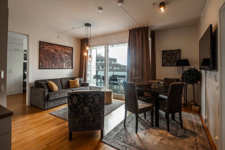 Waterfront 3 gallery image 2