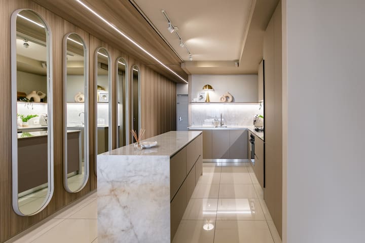 Joe’s Abode 301 The Odyssey Green Point CapeTown gallery image 2