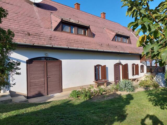 Opus Utazási Iroda managed Airbnb listing 2