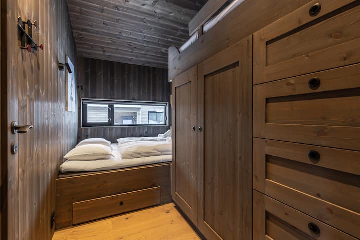 საძინებელი 4