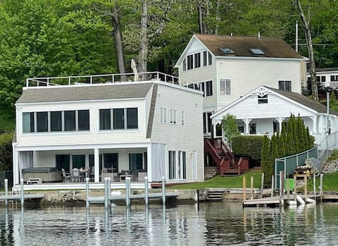 3 House Private Lakefront Estate