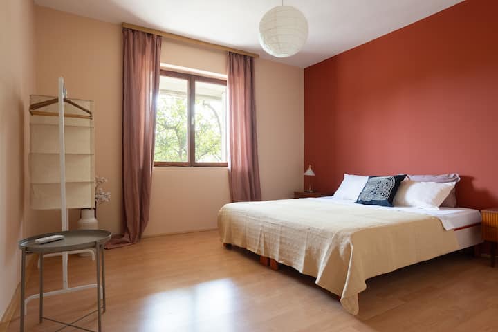 საძინებელი 2