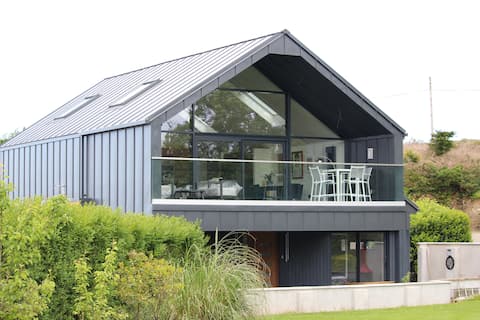 Yr Anecs-Fachell.  Eryri-Snowdonia views.