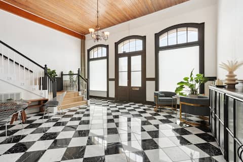 The McKinley On Historic Main St