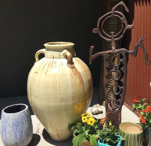 The Art & Pottery House gallery image 2