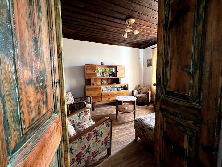 Traditional Stone Villa With Seaview - Sarandë