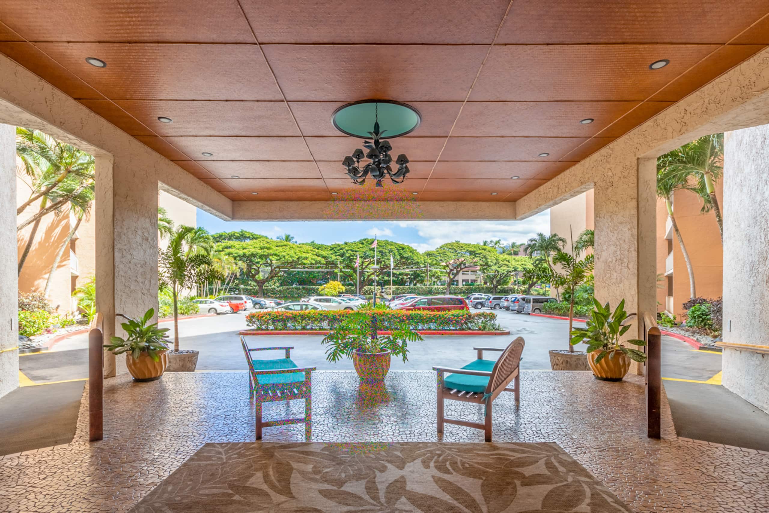 Condo in Lahaina · ★4.9 · Studio · 2 beds · 1 private bath - Image 26