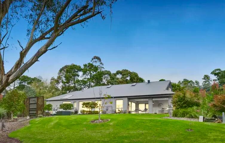 The Grand Oasis gallery image 2