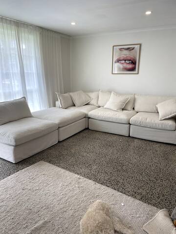 Bayside retreat 4 mins to beach gallery image 3