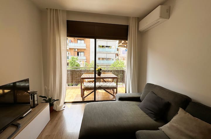 Barcelona A 20 Minutos En Piso Reformado Y Soleado - Casteldefels
