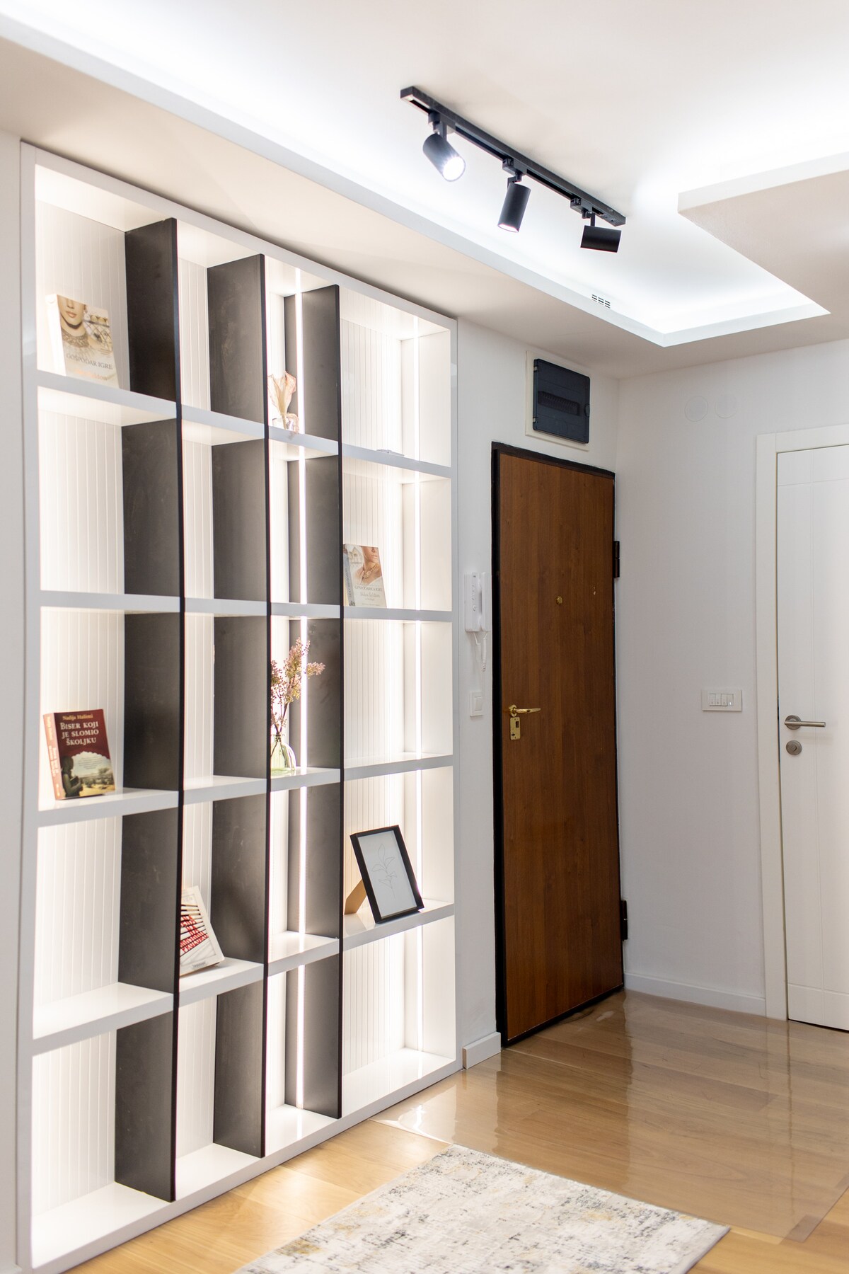 Old Town Heaven 3-bedroom apartment with balcony