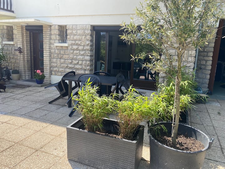 Appartement Dans Villa - Ouistreham