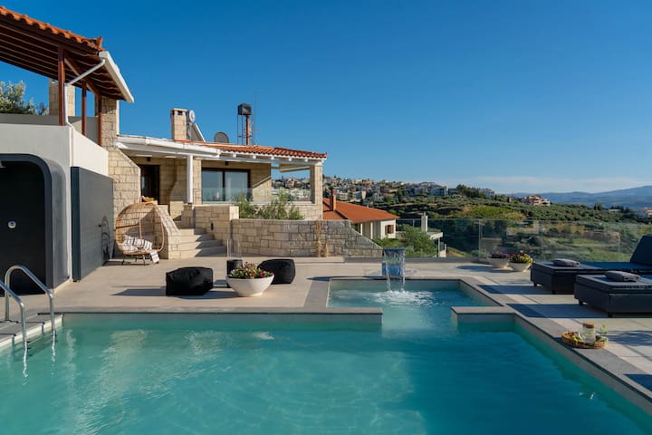 Indigo Villa w/private Pool-Gym-Sauna-BBQ by Hospi