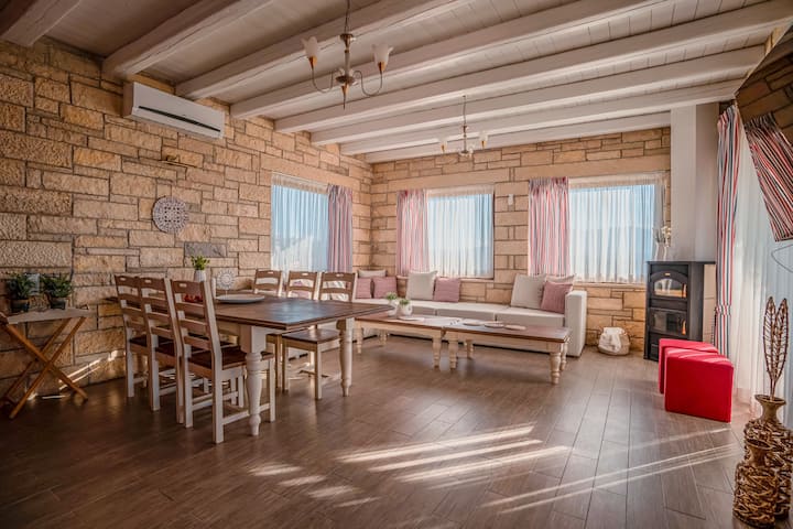 Indigo Villa-private Pool-gym-bbq By Hospi Living - Griechenland