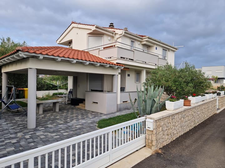 Villa Medići - Velebit Apartment - Nin
