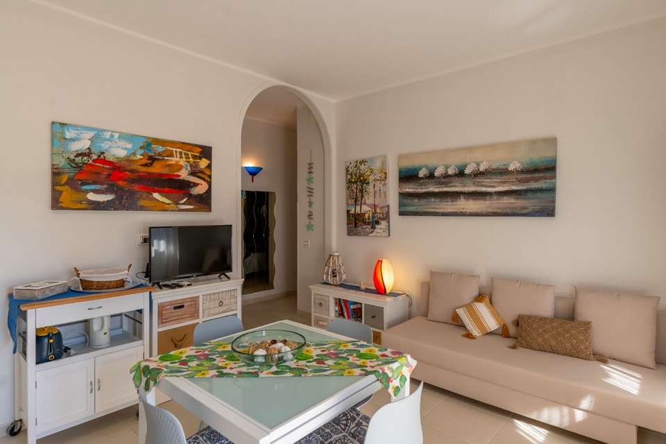 Anuncio de Airbnb popular: Seaview Apartment Giulia (Oikos Taormina) en Giardini Naxos