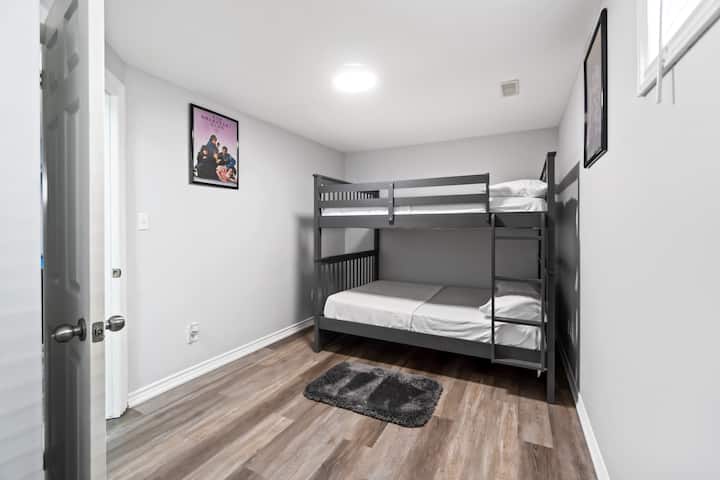 سريران مزدوجان بطابقين للبالغين أو الأطفال!