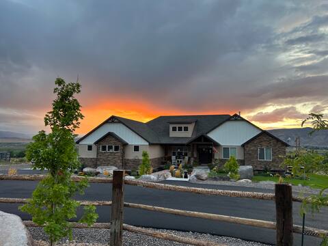 Quail Rock Retreat Austin/Monroe, Utah