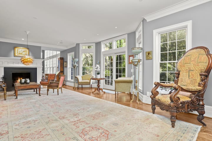 Spectacular Mansion With Pool/spa Close To Nyc - White Plains, NY