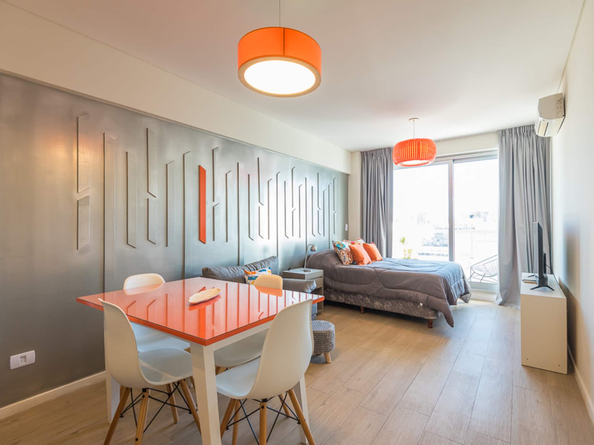 A bright studio for 3 people in Belgrano