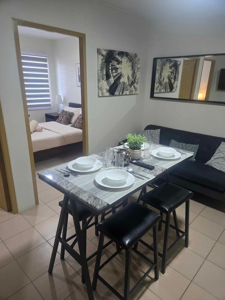 Marina Shoreline Condo @ Marinaspatial (2 Bedroom) - Dumaguete