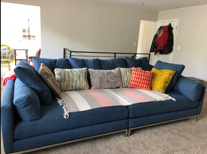 Modern Studio W/ Fire Place! - Littleton, CO