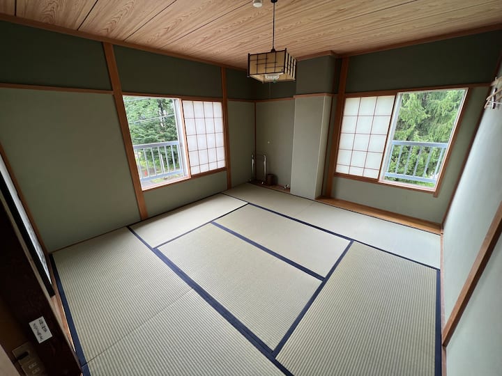 საძინებელი 2