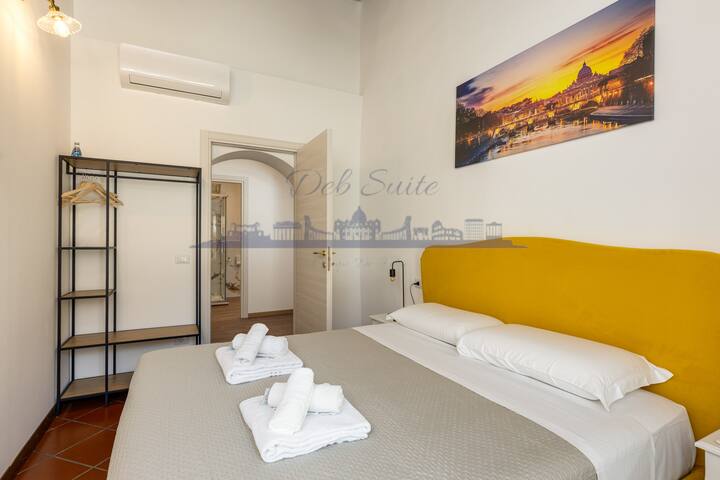 DEB Suite Campo de’ fiori nel cuore di Roma gallery image 5