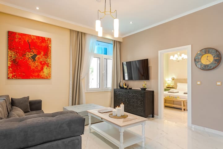 Themis' Urban Residence - Rhodes (Greece)