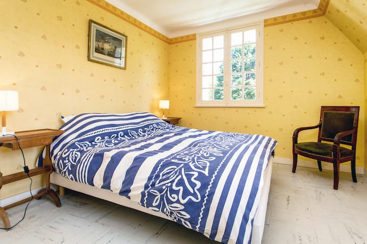 Camera 1 con letto matrimoniale 140 