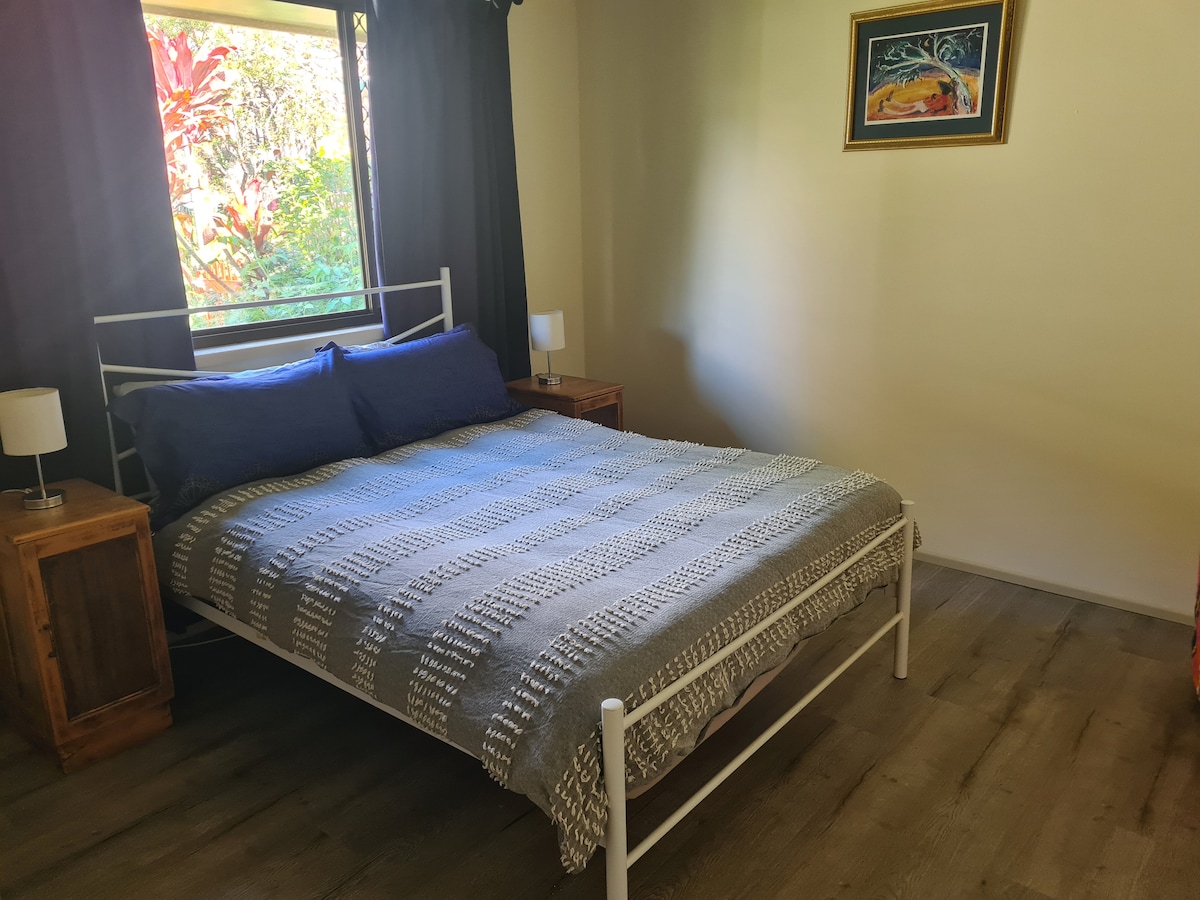 Dhoma e gjumit e dytë, krevat dopio