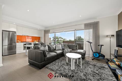 Executive Retreat 305 at Focal