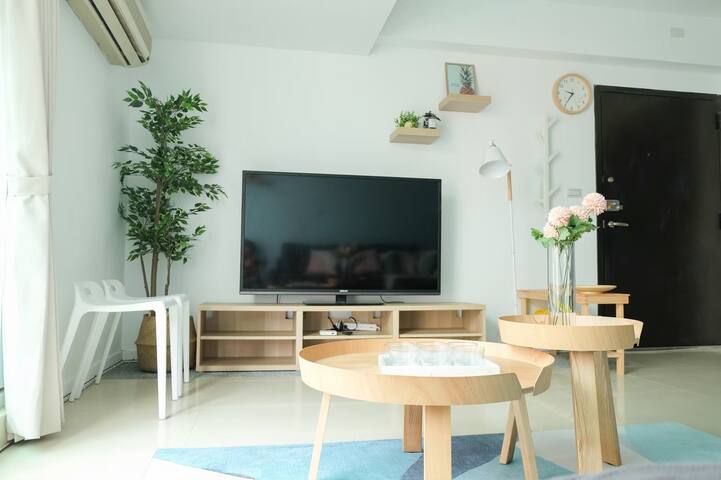 大安區[超讚房東]北歐清新風～捷運4分鐘、4個房間2套衛浴，出門見台北101，電梯大樓、嬰兒床遊戲區