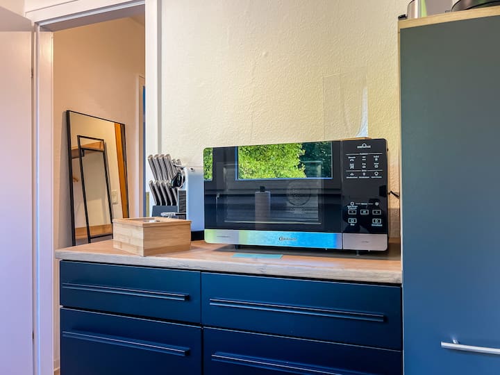Kokomani: Cozy Hotel-style Apartment With Kitchen - Wetzlar