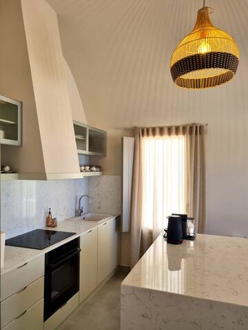 Nerea Seaside Villa gallery image 4