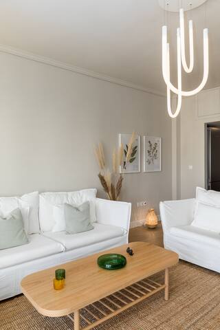 Valeria: Comfortable apartment with city view gallery image 3