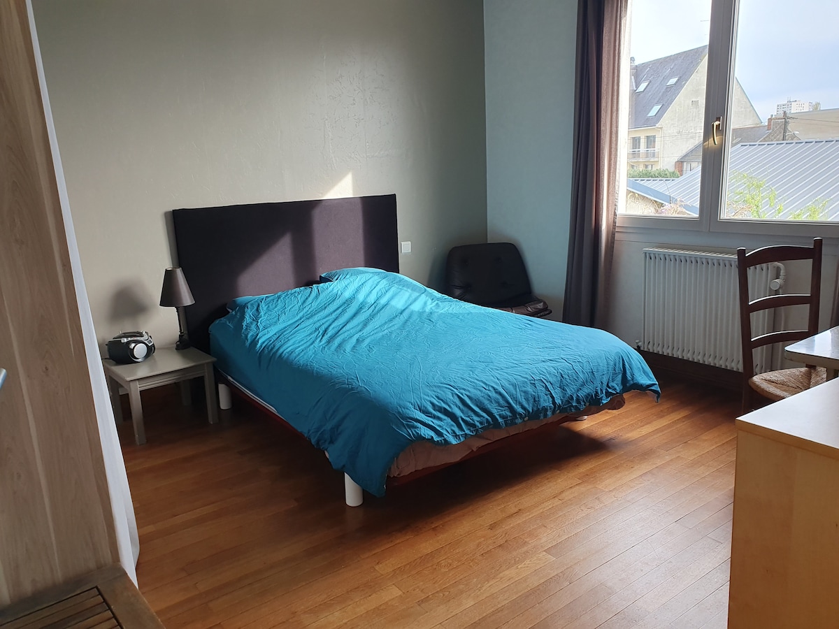 Airbnb performant: Downtown house in Cholet à Cholet