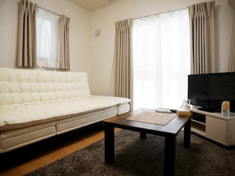 One room apartment. 20 min to Shinjuku