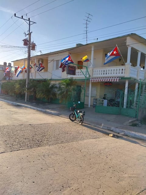 Hostal de las Banderas 5 Rooms