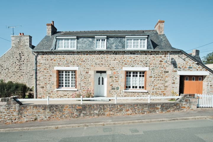 Charmante Maison Proche Plage - Pléneuf-Val-André