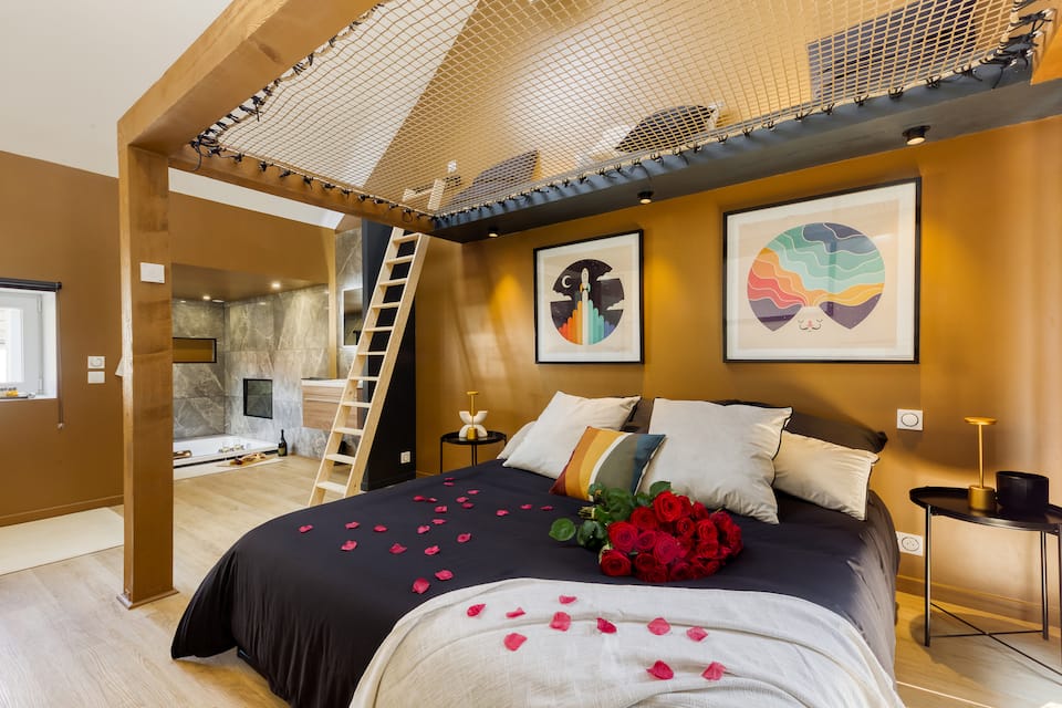 Disneyland Paris, Coupvray, France Vacation Rentals - Airbnb