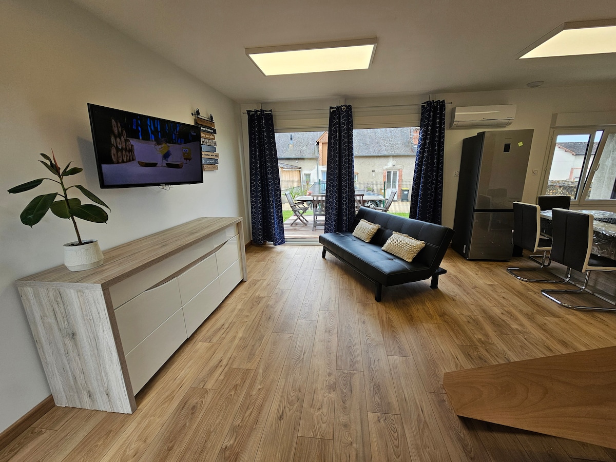 Top performing Airbnb: La Grange in Romorantin Lanthenay