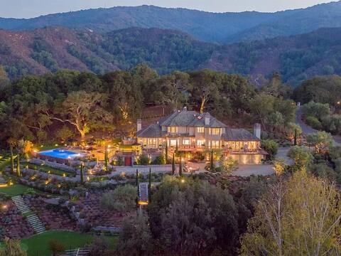 Luxury Retreat in Los Altos Hills