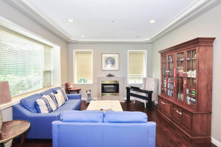 Classic And Cozy House With Air Conditioning - Vancouver