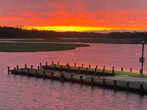 Cabin on Sioux Bayou