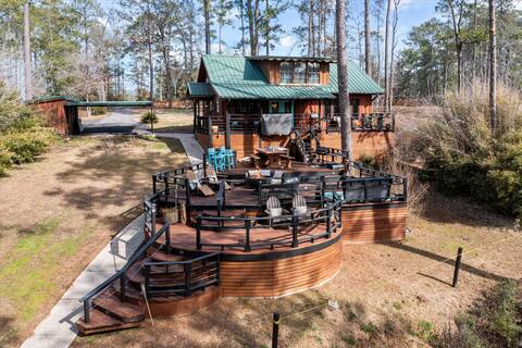 "Decked Out" Toledo Bend