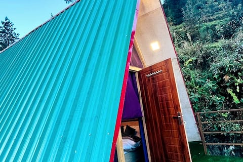A Frame Cabin in Lower Auli with Loft Bed. Cabin 1