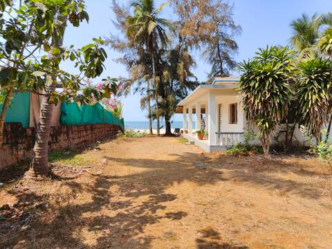 Seaview 2bhk Villa on Talpona