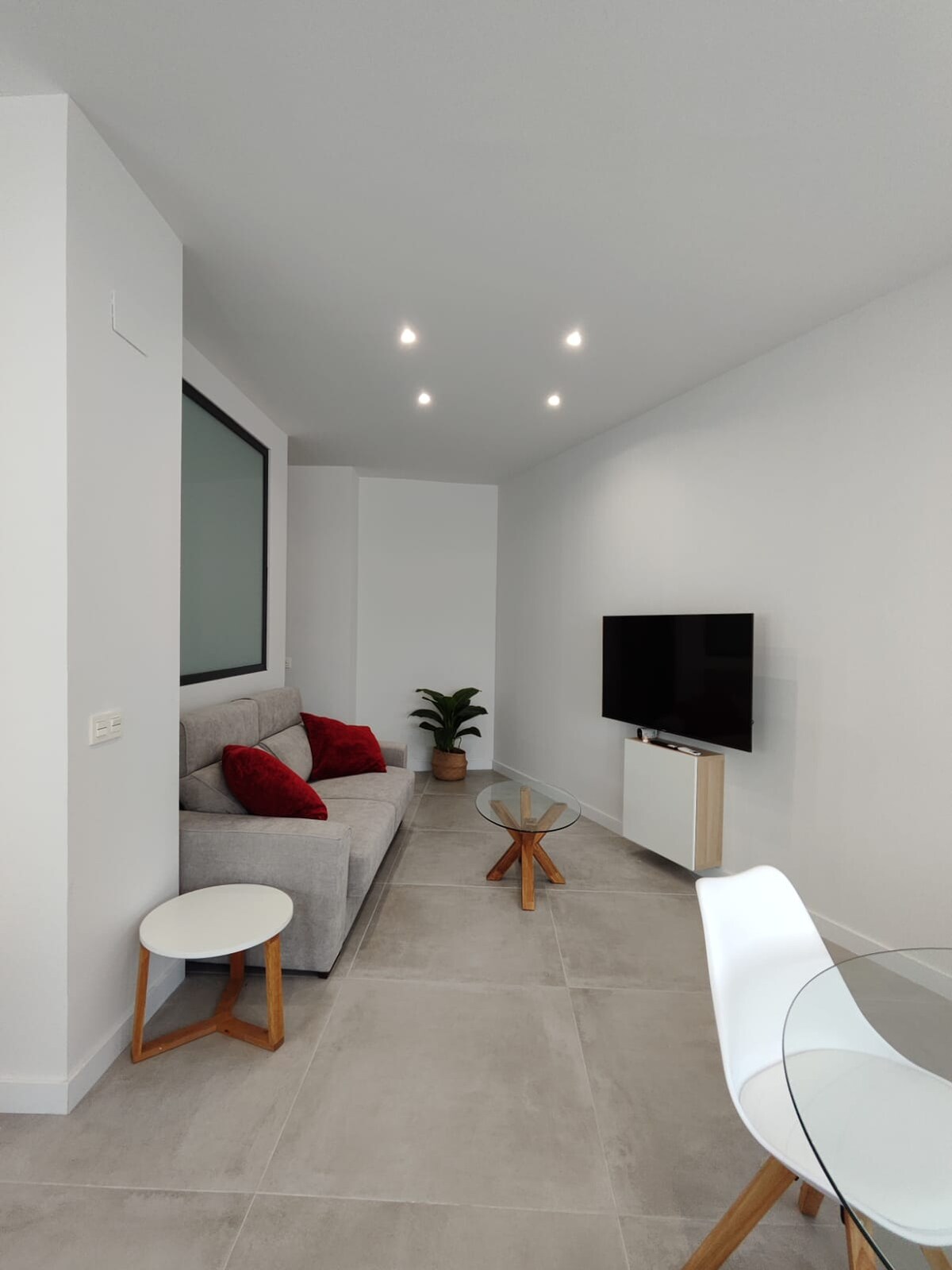 Top Airbnb: La Carihuela Beach Apartment in Torremolinos