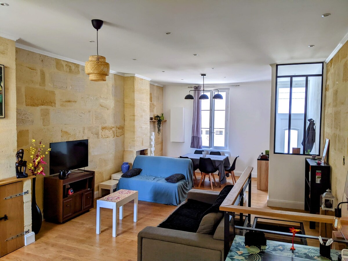 Popular Airbnb listing: Charming townhouse with garden in Libourne